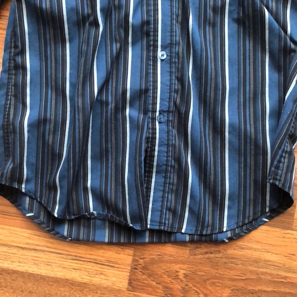 Dress shirt any 2/$15 - Picture 4 of 5